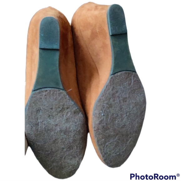 Suede ankle boot with wedge sole - Picture 8 of 8